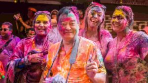 Happy-Holi-Exclusively-attractive-festival-of-colors