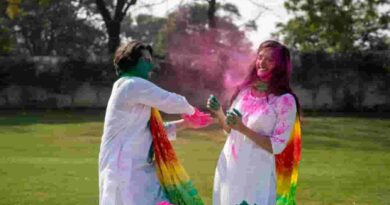 Happy-Holi-Exclusively-attractive-festival-of-colors