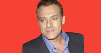 Tom-Sizemore-The-Controversial-Career-of-a-Talented-Actor